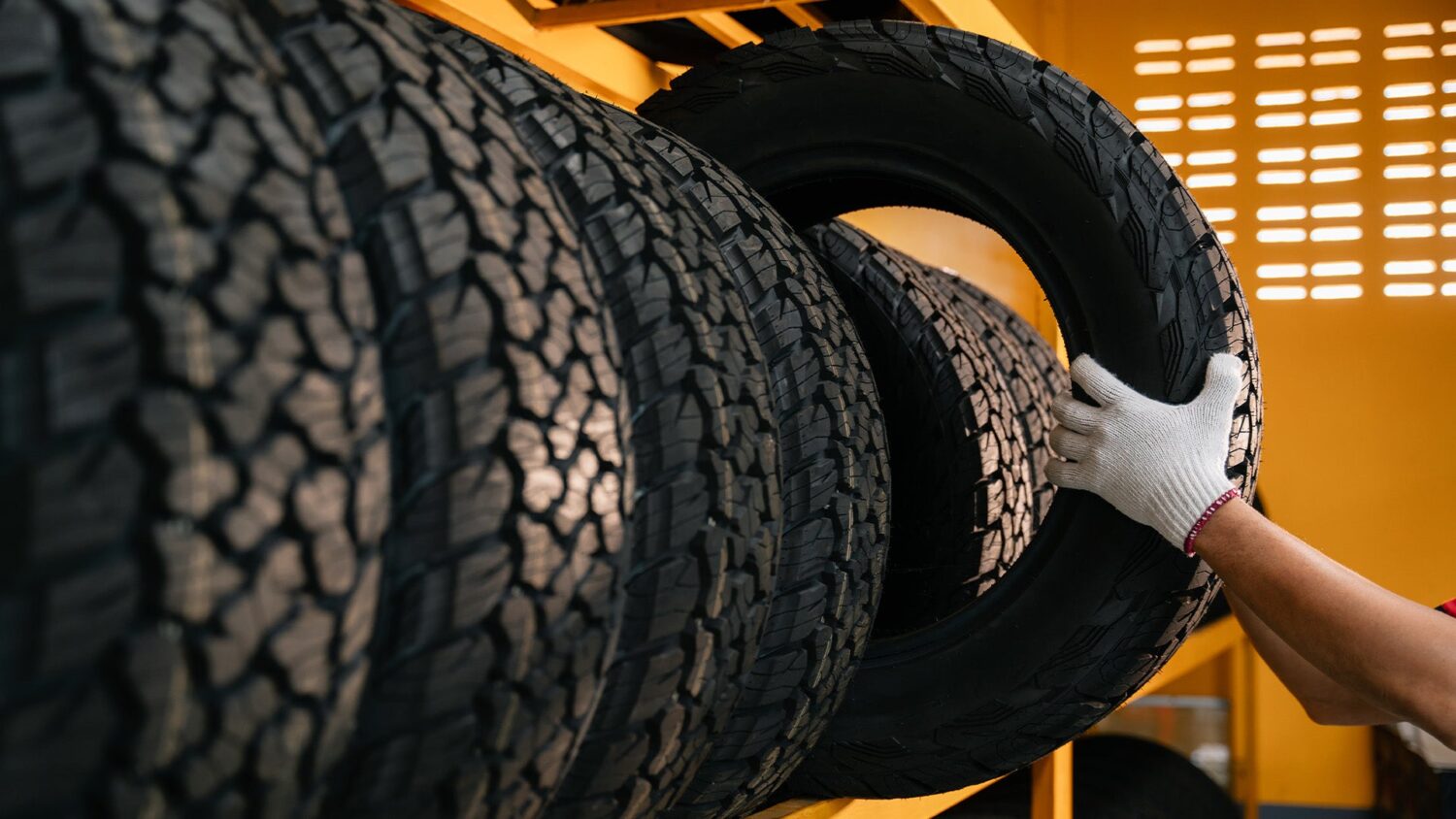 Driving Habits to increase Car Tire Lifespan