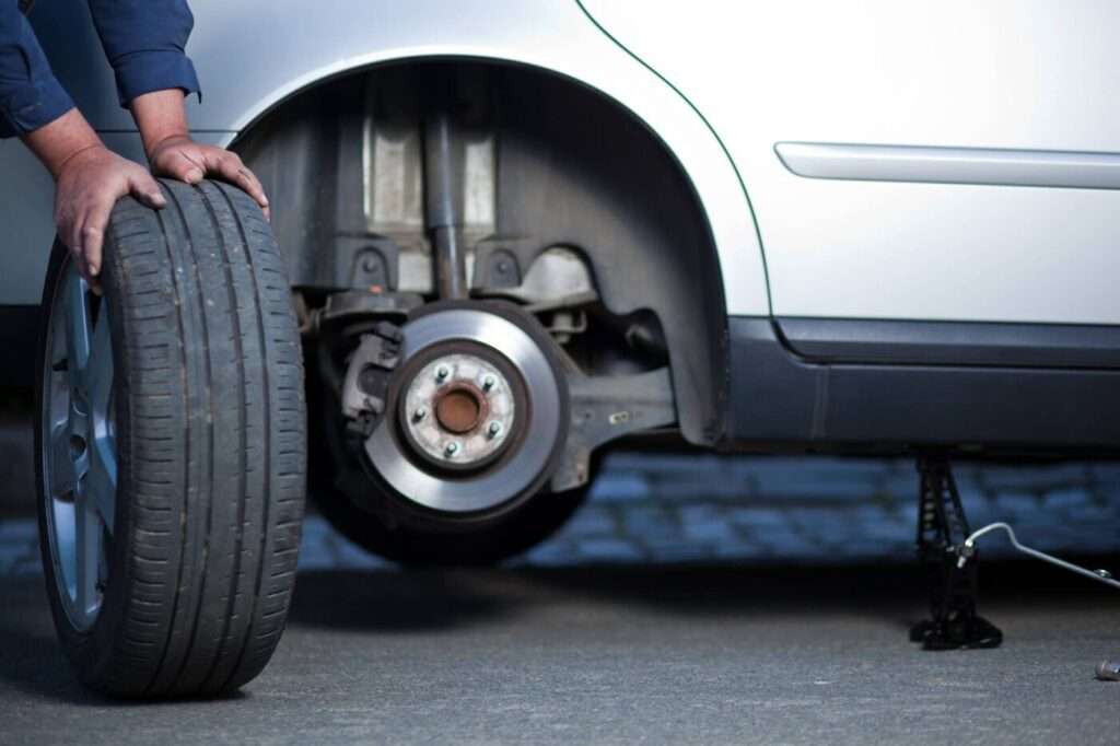 wheel balancing vs alignment - wheel alignment